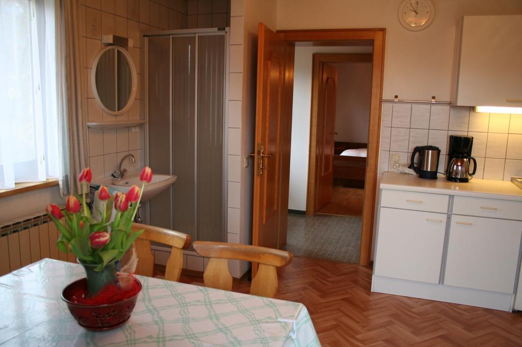 Ferienwohnungen Grabnerbauer Mondsee Zimmer foto